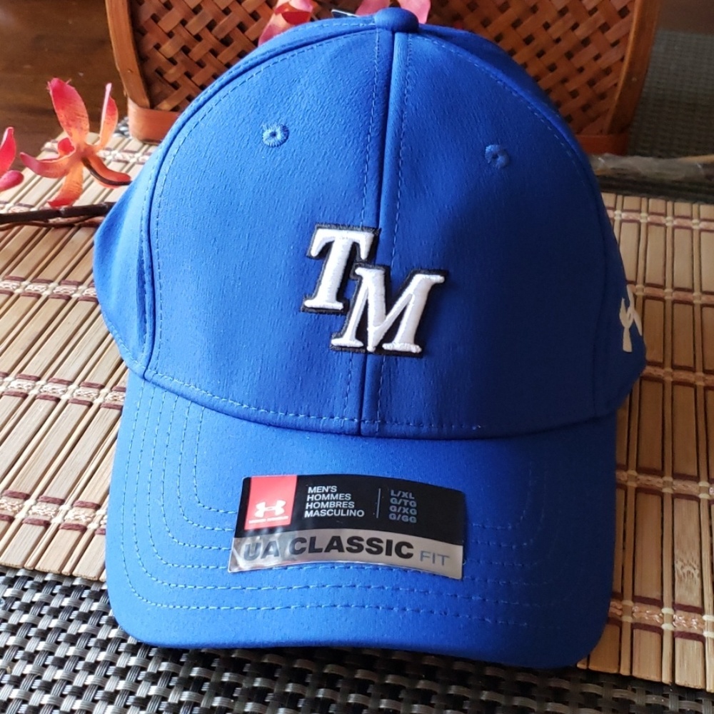 Under Armour hat